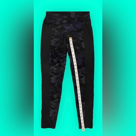 Spanx Leggings - Picture 5 of 7